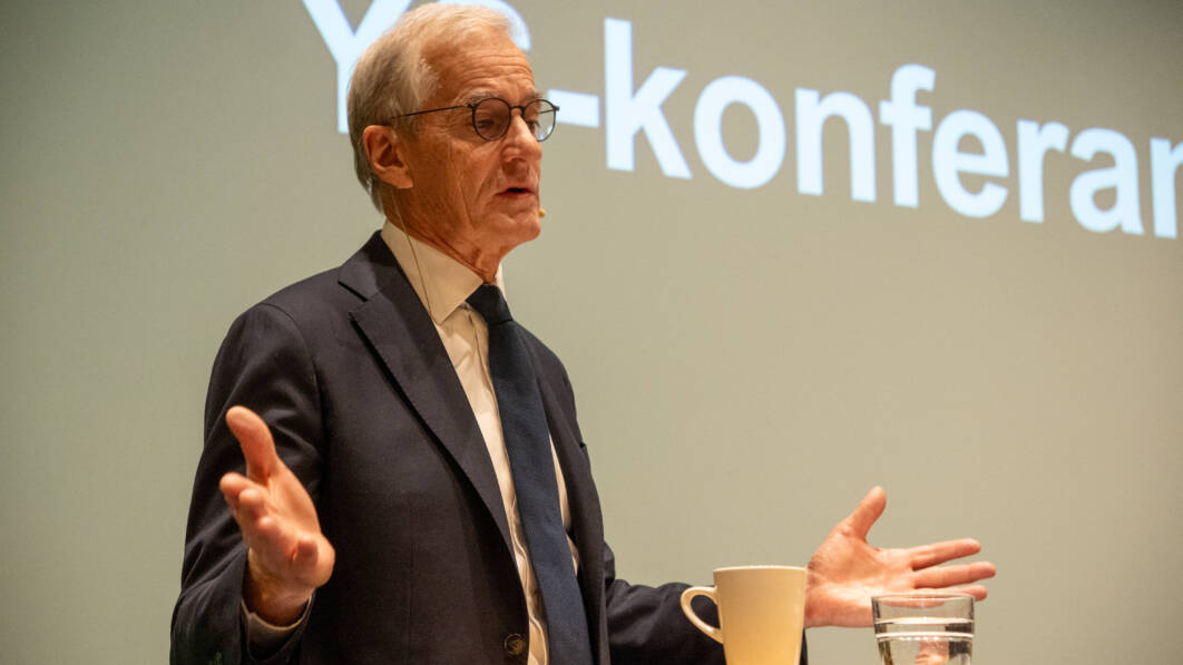 Jonas Gahr Støre deltok under YS-konferansen 2025.