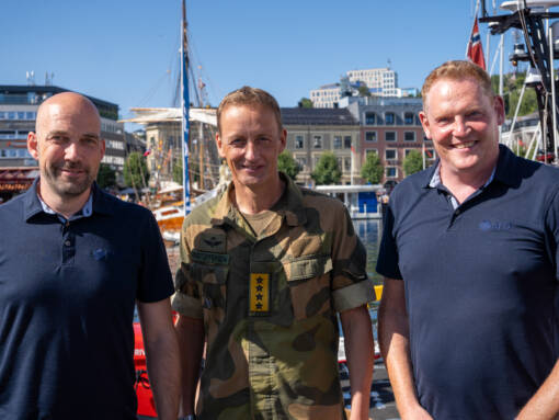 Forsvarssjef Eirik Kristoffersen var gjest i podkasten BFO Befaler. Her er han sammen med nestleder i BFO, Lars Ullensvang (t.v.) og leder Dag Stutlien.