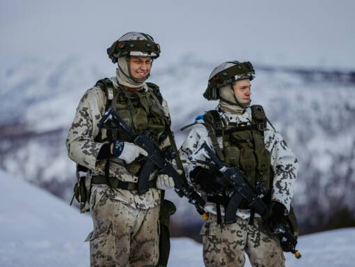 Finland ble en del av NATO i 2023. Det skyldes i all hovedsak Russlands angrep på Ukraina i 2022, sier Morten Jentoft. Her ser vi finske soldater under øvelse Joint Viking i Norge (Foto: Ole-Sverre Haugli/Offisersbladet).